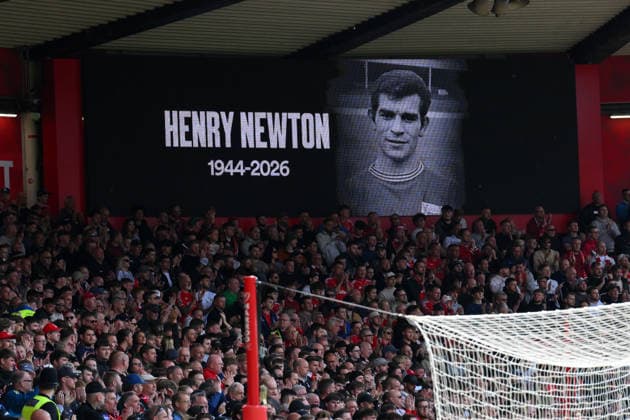 Nottingham Forest v Newcastle United - Premier League A tribute to former Nottingham Forest player Henry Newton takes place during the Premier League match between Nottingham Forest and Newcastle United at the City Ground in Nottingham, United Kingdom, on May 10, 2026. Nottingham Nottinghamshire United Kingdom  Copyright: xMIxNewsx originalFilename:fletcher-nottingh260510_npm6f.jpg