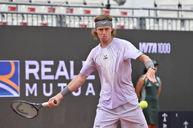 IPA84566487 - Andrey Rublev RUS in action during men s singles match at the Internazionali BNL d Italia at Foro Italico in Rome. during the match of Italian Open Tennis, Day 8 at the Foro Italico on May 11, 2026 in Rome, Italy. during Internazionali BNL d Italia, International Tennis match in Rome, Italy, May 11 2026  Copyright: xRobertoxRamaccia IPAxSportx xx 84566487