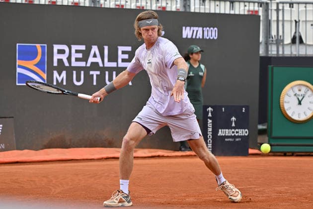 IPA84566495 - Andrey Rublev RUS in action during men s singles match at the Internazionali BNL d Italia at Foro Italico in Rome. during the match of Italian Open Tennis, Day 8 at the Foro Italico on May 11, 2026 in Rome, Italy. during Internazionali BNL d Italia, International Tennis match in Rome, Italy, May 11 2026  Copyright: xRobertoxRamaccia IPAxSportx xx 84566495