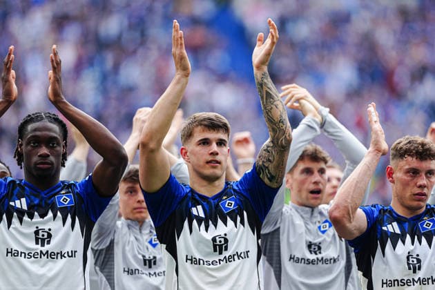 Luka Vuskovic (Hamburger SV, 44) GER, Hamburger SV vs. SC Freiburg, Fussball, 1. Bundesliga, Spieltag 33, Saison 2025 2026, 10.05.2026 DFL REGULATIONS PROHIBIT ANY USE OF PHOTOGRAPHS AS IMAGE SEQUENCES AND OR QUASI-VIDEO GER, Hamburger SV vs. SC Freiburg, Fussball, 1. Bundesliga, Spieltag 33, Saison 2025 2026, 10.05.2026 Hamburg *** Luka Vuskovic Hamburger SV, 44 GER, Hamburger SV vs SC Freiburg, Football, 1 Bundesliga, Matchday 33, Season 2025 2026, 10 05 2026 DFL REGULATES PROHIBIT ANY USE OF PHOTOGRAPHS AS IMAGE SEQUENCES AND OR QUASI VIDEO GER, Hamburger SV vs SC Freiburg, Football, 1 Bundesliga, Matchday 33, Season 2025 2026, 10 05 2026 Hamburg Copyright: xEibner-Pressefoto MarcelxvonxFehrnx EP_MFN