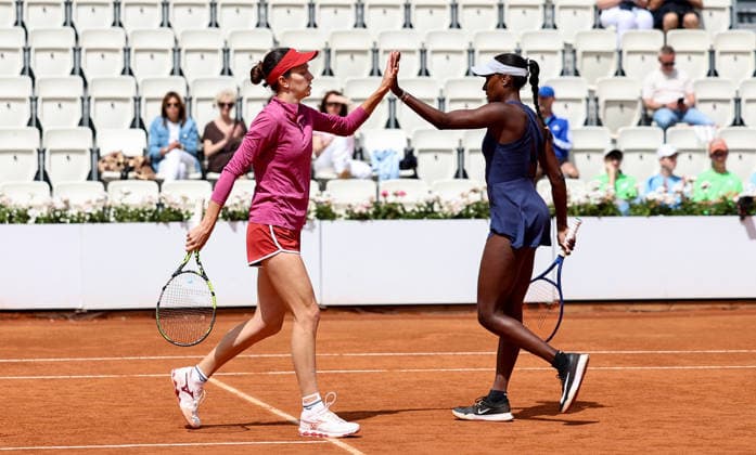 (260511) -- ROME, May 11, 2026 -- Anna Danilina Asia Muhammad (R) celebrate during the women s doubles round of 32 match between Jiang Xinyu Xu Yifan of China and Anna Danilina of Kazakhstan Asia Muhammad of the United States at the WTA, Tennis Damen Italian Open tennis tournament in Rome, Italy, May 11, 2026. ) (SP)ITALY-ROME-TENNIS-WTA-ITALIAN OPEN-WOMEN S DOUBLES WangxKaiyan 