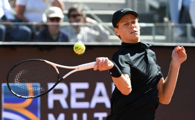 May 11, 2026, Rome, ITALY: Jannik Sinner of Italy in action during his men s singles match against Alexei Popyrin of Australia (not pictured) at the Italian Open tennis tournament in Rome, Italy, 11 May 2026. ANSA ETTORE FERRARI. Italian Open Tennis Tournament  - ZUMAa110 20260511_zaf_a110_021 Copyright: xEttorexFerrarix
