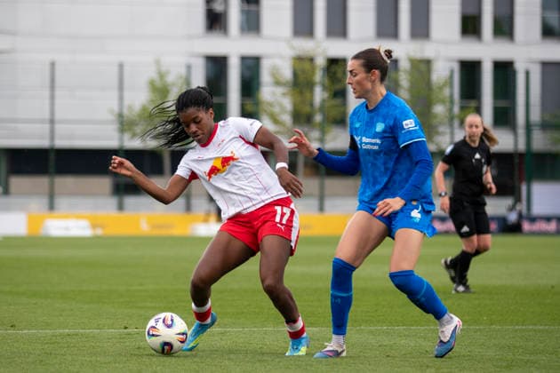GER, Leipzig, Soccer, Google Pixel Women Bundesliga, 25 Matchday, RB Leipzig vs Bayer 04 Leverkusen in picture v l Delice Boboy RB Leipzig 17 , Selina Ostermeier Bayer 04 Leverkusen 02 , Zweikampf 11 05 2026, RB Leipzig Training Academy Cottaweg Leipzig DFB REGULATIONS PROHIBIT ANY USE OF PHOTOGRAPHS AS IMAGE SEQUENCES AND OR QUASI VIDEO, Copyright: HMBxMedia PaulxFritz