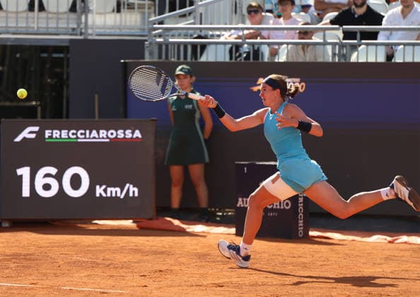 May 11, 2026, Rome, Lazio, Italy: NIKOLA BARTUNKOVA of Czech Republic during the match against E. Svitolina of Ukraine in the fourth round of tennis tournament WTA, Tennis Damen 1000 Internazionali BNL DÃ¢â‚¬â ¢Italia, Rome, Italy. Bartunkova lost 2:6, 3:6. Rome Italy - ZUMAc278 20260511_zsp_c278_098 Copyright: xMarcinxCholewinskix
