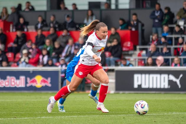 GER, Leipzig, Soccer, Google Pixel Women Bundesliga, 25 Matchday, RB Leipzig vs Bayer 04 Leverkusen in the picture from l Annabel Schasching RB Leipzig 16 , Action with ball 11 05 2026, RB Leipzig Training Academy Cottaweg Leipzig DFB REGULATIONS PROHIBIT ANY USE OF PHOTOGRAPHS AS IMAGE SEQUENCES AND OR QUASI VIDEO, Copyright: HMBxMedia PaulxFritz
