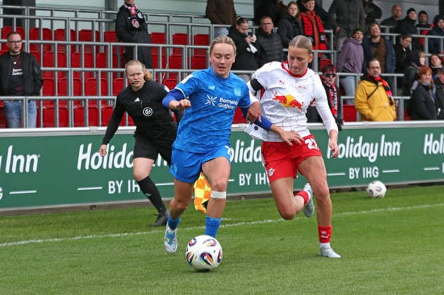 Google Pixel Womens Bundesliga, RB Leipzig Bayer Leverkusen 11 05 2026 Sofie Zdebel 16, Bayer Leverkusen vs Marlene Müller 27, RB Leipzig Behind Referee Assistant Jennifer Steingräber Soccer, Google Pixel Womens Bundesliga, Season 2025 2026, 25 Matchday RB Leipzig vs Bayer 04 Leverkusen on 11 05 2026, Training Center Cottaweg, Leipzig DFB REGULATIONS PROHIBIT ANY USE OF PHOTOGRAPHS AS IMAGE SEQUENCES AND OR QUASI VIDEO Copyright: xBEAUTIFULxSPORTS JanxKaeferx