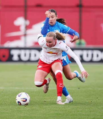 Leipzig, 11 05 2025, Red Bull Campus, Soccer, 1 Bundesliga, Women 25 Matchday , RB Leipzig vs Bayer 04 Leverkusen , Pictured from front Nikoline Dudek 24, RBL , Loreen Bender 19, LEV , For editorial use only Only editorial use , DFL DFB regulations prohibit any use of photographs as image sequences and or quasi video ,