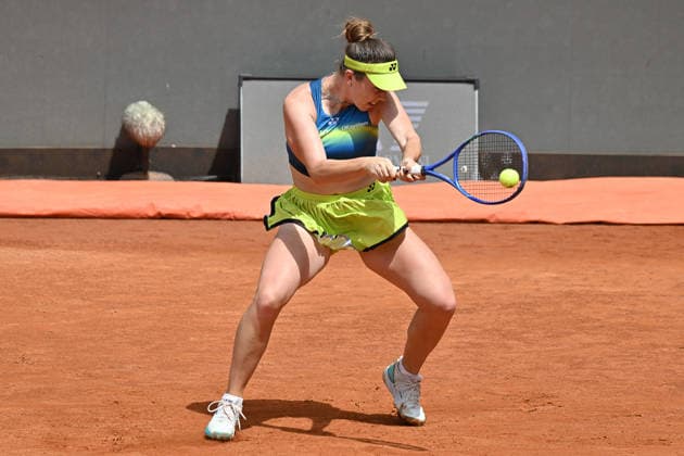11th May 2026, Foro Italico, Rome, Italy; Italian Open Tennis, Day 8; Linda Noskova CZE in action during men s singles match AllShotLive