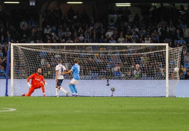Serie A football match - 2025 26 Napoli vs Bologna Goal the Federico Bernardeschi of FC Bologna During the football match on May 11, 2026, valid for the Italian Serie A - 2025 26 championship in Naples at the Diego Armando Maradona Stadium between SSC Napoli and FC Bologna. Pictured: NAPOLI stadio Diego Armando Maradona CAMPANIA ITALIA Copyright: xFABIOxSASSO FPAxFabioxSassox Napoli Bologna2026_05_11Fabio Sasso9489