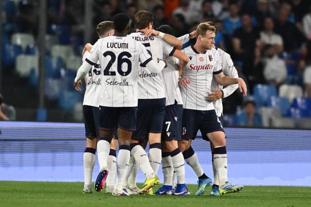 SSC Napoli v Bologna FC 1909 - Serie A Federico Bernardeschi of Bologna F.C. celebrates after scoring the goal of 0-1 during the 36th day of the Serie A Championship between S.S.C. Napoli and Bologna F.C. at the Diego Armando Maradona Stadium on May 11, 2026 in Naples, Italy. Naples Italy Italy  Copyright: xDomenicoxCippitellix originalFilename:cippitelli-sscnapol260511_nplxr.jpg