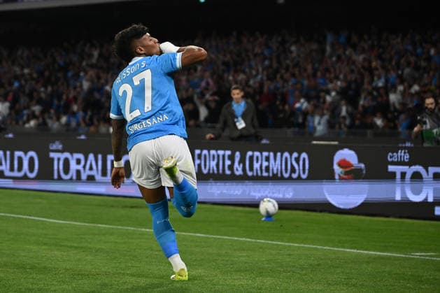 IPA84576938 - De Almeida Santos Alisson of S.S.C. Napoli celebrates after scoring the goal of 2-2 during the 36th day of the Serie A Championship between S.S.C. Napoli and Bologna F.C. at the Diego Armando Maradona Stadium on May 11, 2026 in Naples, Italy.  Copyright: xDomenicoxCippitelli IPAxSportx xx 84576938