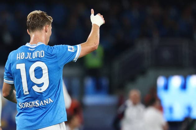 Rasmus Hojlund of SSC Napoli gestures during the Serie A 2025 2026 football match between SSC Napoli and Bologna FC at Diego Armando Maradona stadium in Naples (Italy), May 11th, 2026. CesarexPurini
