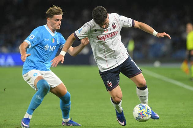 CALCIO - Serie A - SSC Napoli vs Bologna FC Photo by IPA ABACAPRESS.COM84580246 - Miguel Gutierrez of SSC Napoli competes for the ball with Riccardo Orsolini of Bologna FC during the Serie A Enelive match between SSC Napoli vs Bologna FC at Diego Armando Maradona Stadium Naples Italy  Copyright: xIPAxSport ABACAx