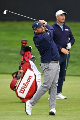 NEWTON SQUARE, PA - MAY 11: Shane Lowry of Republic of Ireland hits the ball during the 2026 PGA, Golf Herren Championship on May 11th, 2026 at Aronimink Golf Club in Newtown Square, PA. (Photo by Terence Lewis Icon Sportswire) GOLF: MAY 11 PGA PGA Championship EDITORIAL USE ONLY Icon260511029