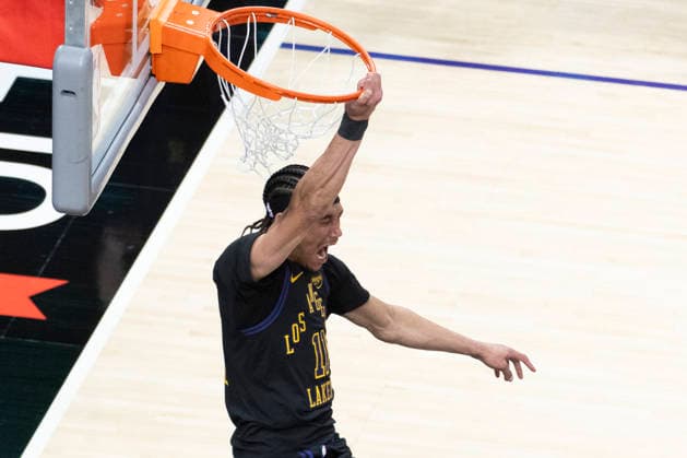 May 11, 2026, Los Angeles, California, USA: Los Angeles LakersÃ¢â‚¬â ¢ Jaxson Hayes (11) reacts after dunking against the Oklahoma City Thunder during Game 4 of a second-round NBA, Basketball Herren, USA playoff series at Crypto.com Arena on Monday, May 11, 2026 in Los Angeles. NBA Playoff 2026: Thunder 115:110 Lakers  - ZUMAc68_ 20260511_zaf_c68_071 Copyright: xRingoxChiux