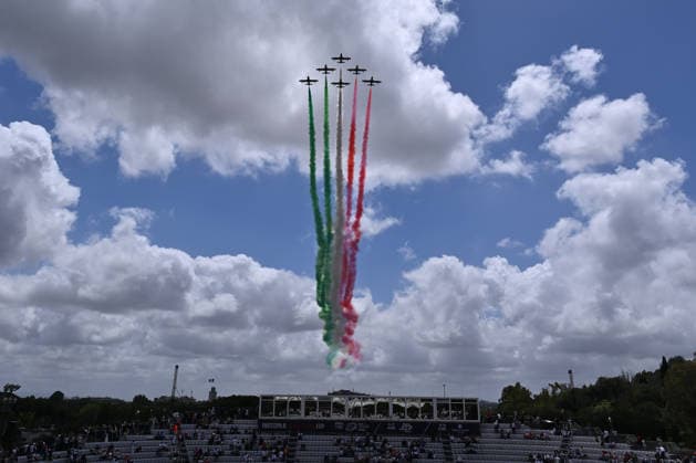 IPA84596694 - The passage of the Frecce Tricolori on the Central Tennis Curt during the Internazionali BNL d Italia Day Eight at Foro Italico on May 12, 2026 in Rome, Italy.  Copyright: xDomenicoxCippitelli IPAxSportx xx 84596694