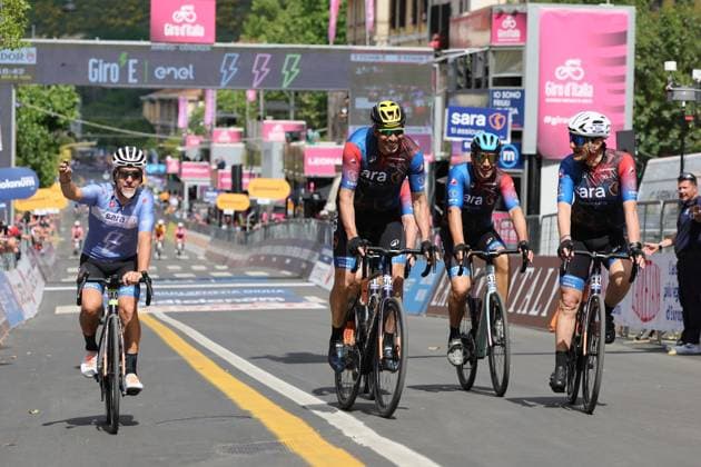IPA84599126 - Arrive Giro-e during stage 4 of the 109th edition of the Giro d Italia, a 138 km route from Catanzaro to Cosenza in the Calabria region, Italy.  Copyright: xFrancescoxFarina IPAxSportx xx 84599126