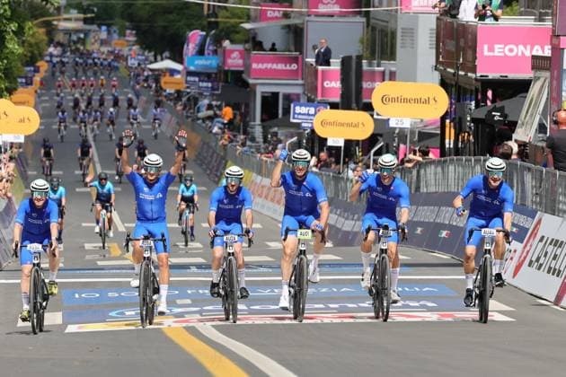 IPA84599128 - Arrive Giro-e during stage 4 of the 109th edition of the Giro d Italia, a 138 km route from Catanzaro to Cosenza in the Calabria region, Italy.  Copyright: xFrancescoxFarina IPAxSportx xx 84599128