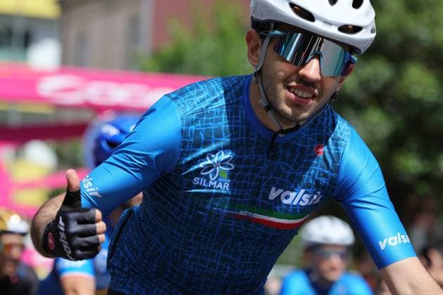 IPA84599131 - Arrive Giro-e during stage 4 of the 109th edition of the Giro d Italia, a 138 km route from Catanzaro to Cosenza in the Calabria region, Italy.  Copyright: xFrancescoxFarina IPAxSportx xx 84599131