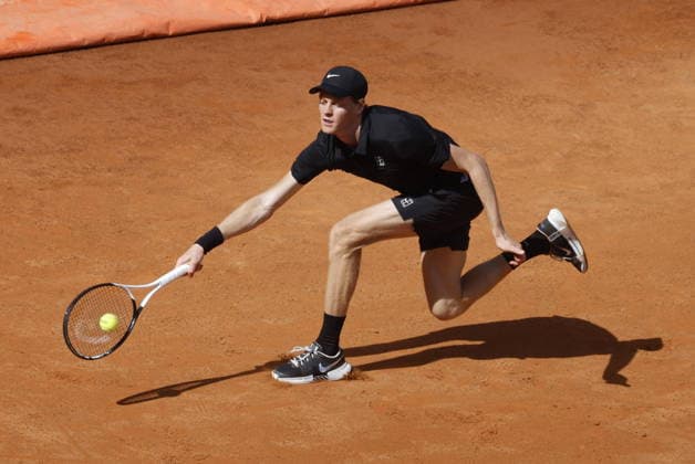 May 12, 2026, Rome, ITALY: Jannik Sinner of Italy in action during his men s singles match against Andrea Pellegrino of Italy (not pictured) at the Italian Open tennis tournament in Rome, Italy, 12 May 2026. ANSA FABIO FRUSTACI. Italian Open Tennis Tournament  - ZUMAa110 20260512_zaf_a110_032 Copyright: xFabioxFrustacix