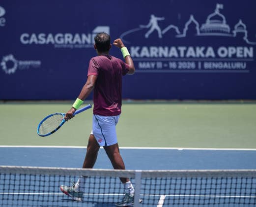 May 12, 2026, Bengaluru, Karnataka, India: Mukund Sasikumar (IND) on action in Men s singles 1st round in the Karnataka Open ATP, Tennis Herren Challenger 2026 at the KSLTA Stadium in Bengaluru, India. Karnataka Open ATP Challenger 2026  - ZUMAk197 20260512_zsp_k197_004 Copyright: xRanjithxKumarx