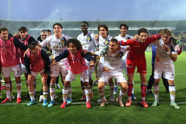 Esultanza finale della Juve Stabia durante la partita di Serie B tra Modena e Juve Stabia Playoff allo stadio Alberto Braglia di Modena, Italia -martedÃ¬ 12 maggio 2026. - Calcio. (Foto di Gianni Santandrea Lapresse)  Copyright: xGiannixSantandrea LaPressex