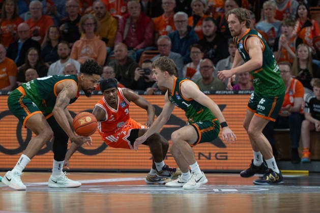 GER, Basketball, easy Credit BBL, Play Ins, Rasta Vechta vs VET CONCEPT Gladiators Trier 12 05 2026, Rasta Dome, Vechta, GER, easy Credit BBL, Play Ins, Rasta Vechta vs VET CONCEPT Gladiators Trier, in the picture Urald KING VET CONCEPT Gladiators Trier 20 Malik PARSONS Rasta Vechta 3 Steven ASHWORTH VET CONCEPT Gladiators Trier 1 Marco HOLLERSBACHER VET CONCEPT Gladiators Trier 9 nordphotoxgmbhx xRojahn nph00310