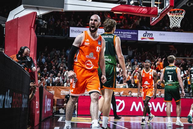 1 Basketball Bundesliga, easyCredit BBL, Season 2025 2026, Men, Play Ins, Match for 7th place, 12 05 2026, RASTA Vechta Gladiators Trier Tommy Kuhse 12 RASTA Vechta shows emotions during the game Vechta RASTA Dome Lower Saxony Germany