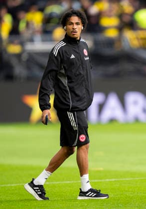 Jean Matteo Bahoya Eintracht Frankfurt, 19 Borussia Dortmund Eintracht Frankfurt, 33 Matchday, 1 Bundesliga in Dortmund, Signal Iduna Park DFL regulations prohibit any use of photographs as image sequences and or quasi video Copyright: HMBxMedia xMarcoxBader
