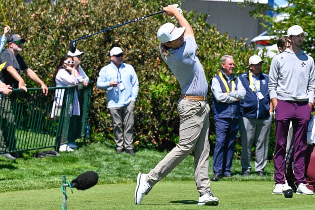 NEWTON SQUARE, PA - MAY 12: Cameron Smith of Australia tees off during the 2026 PGA, Golf Herren Championship on May 12th, 2026 at Aronimink Golf Club in Newtown Square, PA.(Photo by Terence Lewis Icon Sportswire) GOLF: MAY 12 PGA PGA Championship EDITORIAL USE ONLY Icon260512051