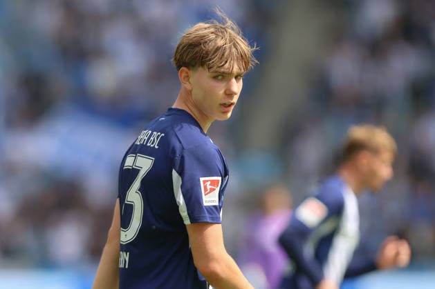 10.05.2025, xtgx, Fussball 2. Bundesliga, Hertha BSC Berlin - SpVgg Greuther Fürth emspor, v.l. Kennet Eichhorn (Hertha, 23) (DFL DFB REGULATIONS PROHIBIT ANY USE OF PHOTOGRAPHS as IMAGE SEQUENCES and or QUASI-VIDEO) Berlin *** 10 05 2025, xtgx, Soccer 2 Bundesliga, Hertha BSC Berlin SpVgg Greuther Fürth emspor, v l Kennet Eichhorn Hertha, 23 DFL DFB REGULATIONS PROHIBIT ANY USE OF PHOTOGRAPHS as IMAGE SEQUENCES and or QUASI VIDEO Berlin