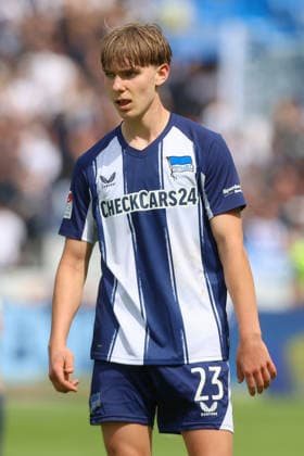 10.05.2025, xtgx, Fussball 2. Bundesliga, Hertha BSC Berlin - SpVgg Greuther Fürth emspor, v.l. Kennet Eichhorn (Hertha, 23) (DFL DFB REGULATIONS PROHIBIT ANY USE OF PHOTOGRAPHS as IMAGE SEQUENCES and or QUASI-VIDEO) Berlin *** 10 05 2025, xtgx, Soccer 2 Bundesliga, Hertha BSC Berlin SpVgg Greuther Fürth emspor, v l Kennet Eichhorn Hertha, 23 DFL DFB REGULATIONS PROHIBIT ANY USE OF PHOTOGRAPHS as IMAGE SEQUENCES and or QUASI VIDEO Berlin