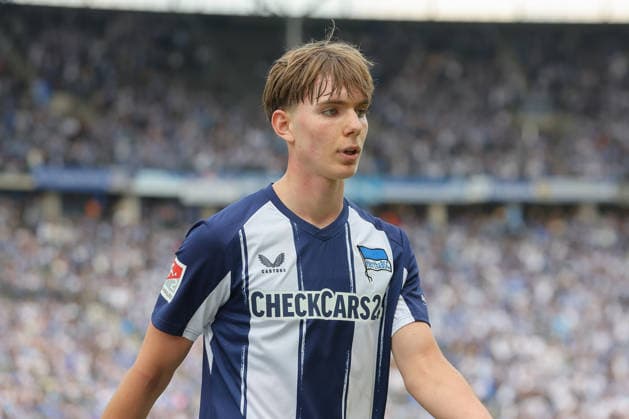 10.05.2025, xtgx, Fussball 2. Bundesliga, Hertha BSC Berlin - SpVgg Greuther Fürth emspor, v.l. Kennet Eichhorn (Hertha, 23) Portrait, Portraet, Einzelbild (DFL DFB REGULATIONS PROHIBIT ANY USE OF PHOTOGRAPHS as IMAGE SEQUENCES and or QUASI-VIDEO) Berlin *** 10 05 2025, xtgx, Soccer 2 Bundesliga, Hertha BSC Berlin SpVgg Greuther Fürth emspor, v l Kennet Eichhorn Hertha, 23 Portrait, Portraet, Einzelbild DFL DFB REGULATIONS PROHIBIT ANY USE OF PHOTOGRAPHS as IMAGE SEQUENCES and or QUASI VIDEO Berlin