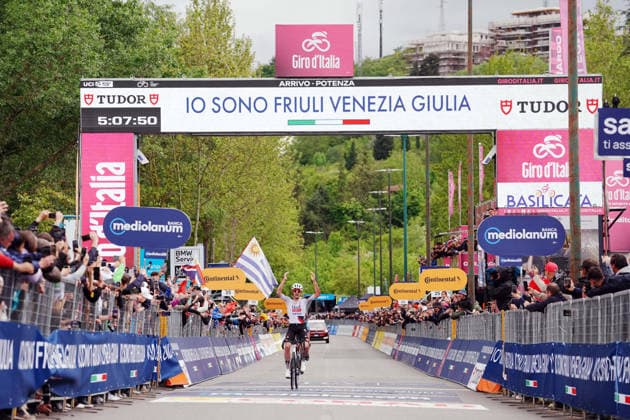 Spain™s Igor Arrieta Lizarraga of UAE Team Emirates XRG winner on the finish line during Stage 5 of the Giro d™Italia, from Praia a Mare to Potenza, Italy, Wednesday, May 13, 2026.  Copyright: xGianxMattiaxD Albertox xLaPressex
