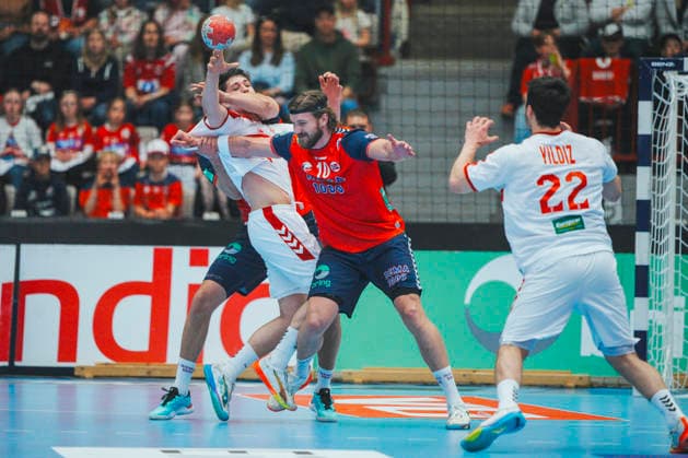 World Championship qualification men s handball Norway Turkey Gjovik 20260513 Vetle Ronningen during the World Championship qualifying match in men s handball between Norway and Turkey in Gjovik Olympic Mountain Hall Photo Stian Lysberg Solum NTB Gjovik Norway EDITORIAL USE ONLY RESTRICTED USE FOR BETTING COMPANIES  Copyright: xStianxLysbergxSolumx xNTBx