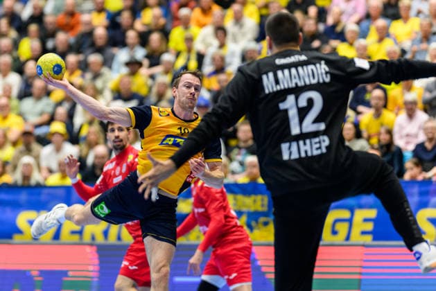 260513 Felix Claar of Sweden during the international friendly handball match between Sweden and Croatia on May 13, 2026 in Kristianstad Photo Petter Arvidson BILDBYRAN kod PA PA1213 handball handboll handball träningsmatch sverige sweden croatia friendly match sverige bbeng sverige sweden  Copyright: PETTERxARVIDSON BB260513PA054