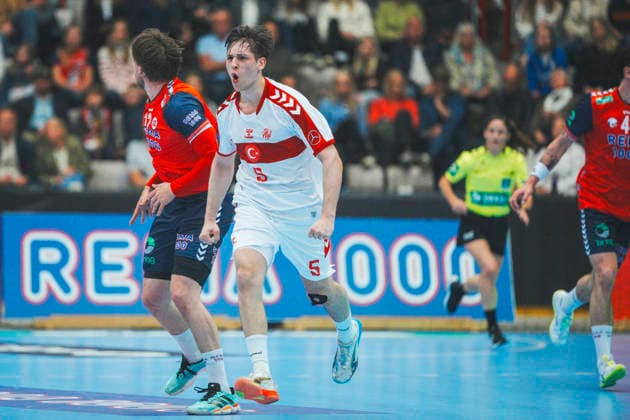 World Championship qualification men s handball Norway Turkey Gjovik 20260513 Turkey s Sadik Emre Herseklioglu during the World Championship qualifying match in men s handball between Norway and Turkey in Gjovik Olympic Mountain Hall Photo Stian Lysberg Solum NTB Gjovik Norway EDITORIAL USE ONLY RESTRICTED USE FOR BETTING COMPANIES  Copyright: xStianxLysbergxSolumx xNTBx