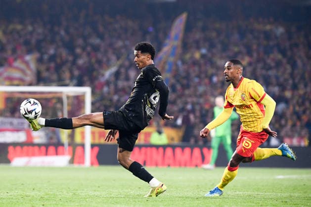 RC Lens v Paris Saint-Germain - Ligue 1 McDonald s 2025 2026 22 Wesley SAID (rcl) - 24 Senny MAYULU (psg) during the Ligue 1 McDonald s match between Lens and Paris at Stade Bollaert-Delelis on May 13, 2026 in Lens, France. Lens France  Copyright: xFEPx 776348352