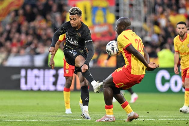 260513 RC Lens vs PSG Desire Doue (14) of PSG and Malang Sarr (20) of RC Lens pictured in action during the French Mc Donalds Ligue 1 season 2025 - 2026 matchday 29 game between Racing Club De Lens and Paris Saint-Germain on May 13 , 2026 in Lens, France. (Photo by David Catry Isosport) Lens France  Copyright: xDavidxCatryx 20260513DC2_2832