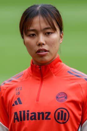 13 05 2026, xgrfx, Football DFB Cup Final, FC Bayern Munich Press Conference and Final Training v l Momoko Tanikawa FC Bayern Munich DFL DFB REGULATIONS PROHIBIT ANY USE OF PHOTOGRAPHS as IMAGE SEQUENCES and or QUASI VIDEO Cologne