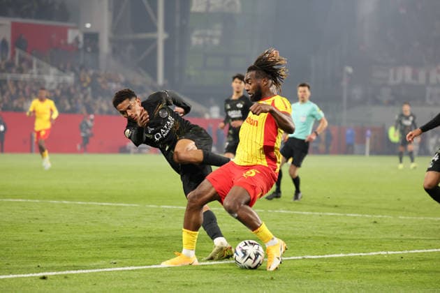 FOOTBALL : RC Lens vs Paris Saint-Germain - Ligue 1 J29 - 13 05 2026 Allan SAINT-MAXIMIN (RC Lens) lors du match RC Lens vs Paris Saint-Germain, Ligue 1 J29, stade Bollaert-Delelis, le 13 mai 2026 - photo Laurent Sanson PsnewZ  Copyright: xLaurentxSANSONx xPsnewZx