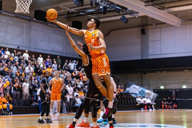 Endurance Aiyamenkhue OrangeAcademy Ulm, 10 at the throw OrangeAcademy Ulm vs ETB Miners Essen , Basketball,Barmer Basketball 2 Bundesliga ProB, Play Offs Final, Season 2025 2026, 13 05 2026, OrangeAcademy Ulm vs ETB Miners Essen , Basketball,Barmer Basketball 2 Bundesliga ProB, Play Offs Final, Season 2025 2026, 13 05 2026 New Ulm Copyright: xEibner-Pressefoto DavidexDixGiovx EP_DGI