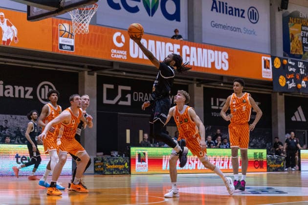 Quashawn Lane ETB Miners, 04 goes for the throw OrangeAcademy Ulm vs ETB Miners Essen , Basketball,Barmer Basketball 2 Bundesliga ProB, Play Offs Final, Season 2025 2026, 13 05 2026, OrangeAcademy Ulm vs ETB Miners Essen , Basketball,Barmer Basketball 2 Bundesliga ProB, Play Offs Final, Season 2025 2026, 13 05 2026 New Ulm Copyright: xEibner-Pressefoto DavidexDixGiovx EP_DGI