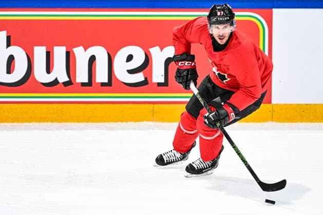 Canada national Ice hockey, Eishockey team training session at the 2026 IIHF Ice Hockey World Championship, WM, Weltmeisterschaft in Fribourg, Switzerland, on May 14, 2026. Pictured Sidney Crosby of Canada. (CTKxPhoto RadekxPetrasek) CTKPhotoP2026051405497  CTKPhotoP2026051405497