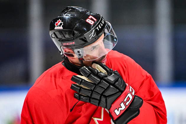 Canada national Ice hockey, Eishockey team training session at the 2026 IIHF Ice Hockey World Championship, WM, Weltmeisterschaft in Fribourg, Switzerland, on May 14, 2026. Pictured Sidney Crosby of Canada. (CTKxPhoto RadekxPetrasek) CTKPhotoP2026051405504  CTKPhotoP2026051405504