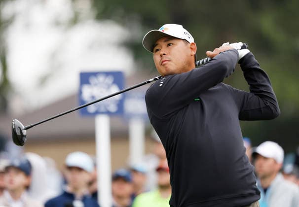 Si Woo Kim of South Korea watches his tee shot on the 11th hole during the first round of the 2026 PGA, Golf Herren Championship at Aronimink Golf Club in Newtown Square, Pennsylvania, on Thursday, May 14, 2026.  PHI20260514816 LAURENCExKESTERSON