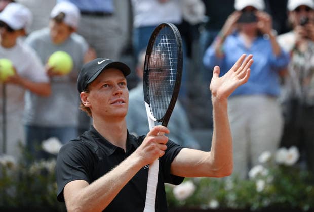 May 14, 2026, Roma: Jannik Sinner of Italy jubilates at the end of his men s singles match against Andrey Rublev of Russia (not pictured) at the Italian Open tennis tournament in Rome, Italy, 14 May 2026. ANSA ALESSANDRO DI MEO Italian Open Tennis Tournament  - ZUMAa110 20260514_zaf_a110_038 Copyright: xAlessandroxDixMeox