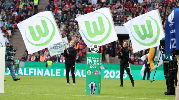 14 05 2026, xrekx, Football DFB Womens Cup Final, VfL Wolfsburg FC Bayern Munich v l symbol photo, symbol image, symbol stadium, symbolic photo, symbolic image, symbolic stadium flags, Wolfsburg flags DFL DFB REGULATIONS PROHIBIT ANY USE OF PHOTOGRAPHS as IMAGE SEQUENCES and or QUASI VIDEO Köln