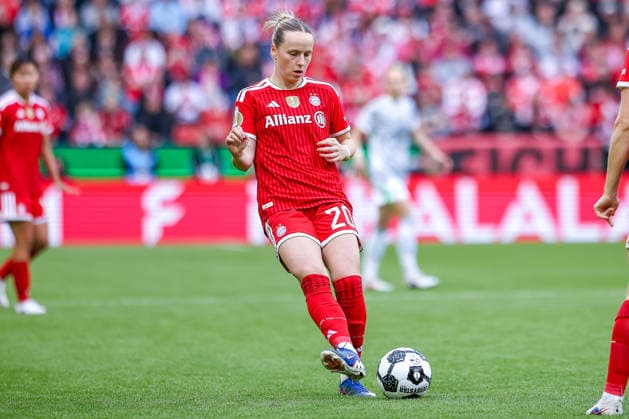 2026 05 14, xkwix, Football, Final DFB Cup Women, VfL Wolfsburg FC Bayern Munich, Season 2025 2026, Rhein Energie Stadium in Cologne Franziska Kett FC Bayern Munich Women 20 DFB regulations prohibit any use of photographs as image sequences and or quasi video Photo xKamilxWilkowskixPressefotoKochx Nordrhein Westfalen Germany