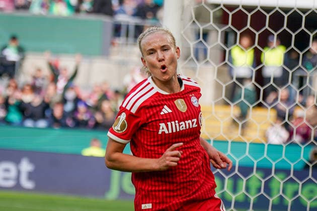 Germany Football DFB Cup Women 2025 2026, Final VfL Wolfsburg vs FC Bayern Munich Rhein Energie Stadium Cologne Goal and goal celebration to 0 2 by Pernille Harder FC Bayern Munich, 21 Joy, emotions, jubilation Copyright: xJOERANxSTEINSIEKx
